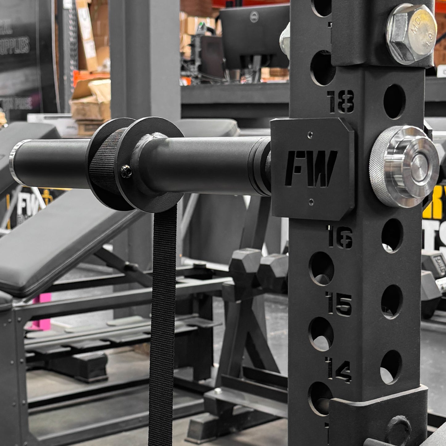 Rack-Attachable Wrist Roller