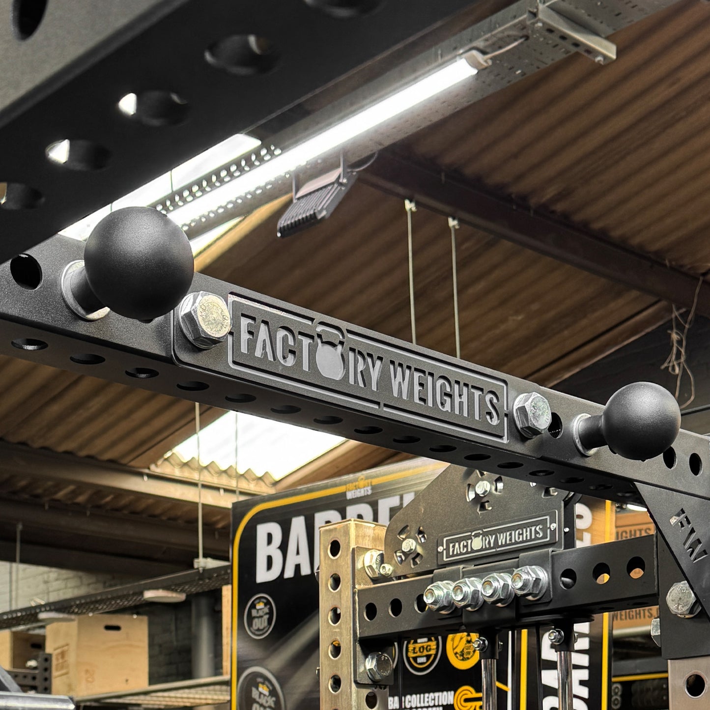 Rack Mounted Globe Grips